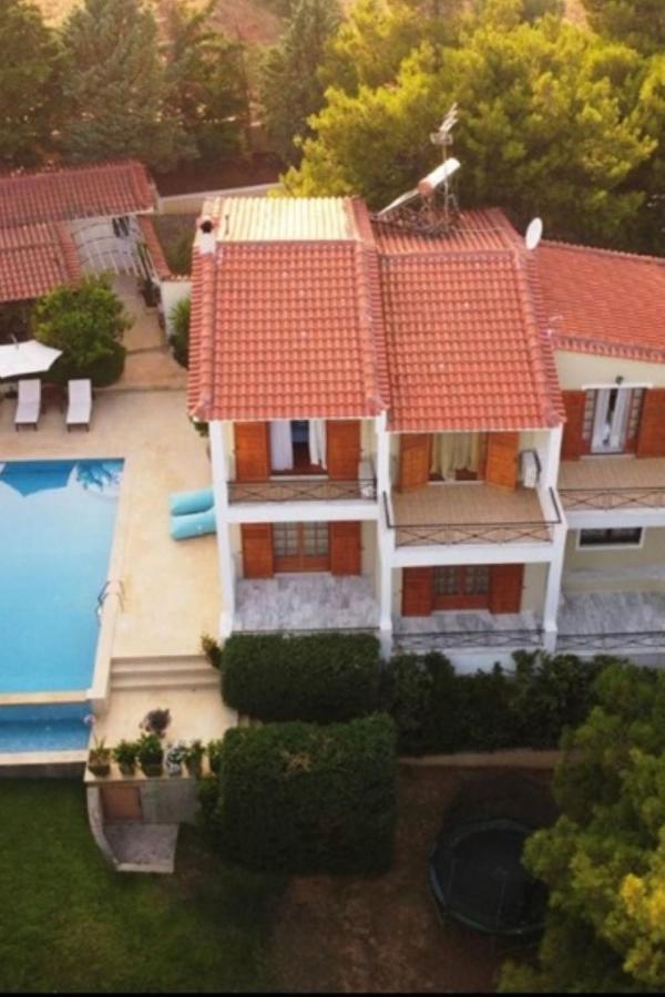 Villa Corina Near The Airport Kouvaras Екстер'єр фото