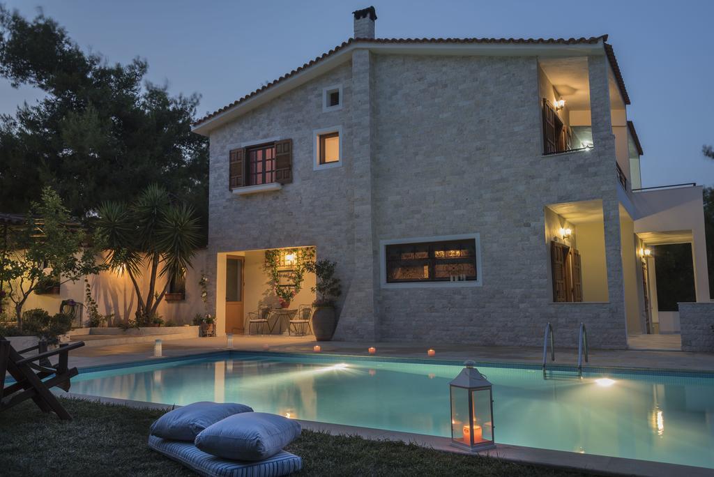 Villa Corina Near The Airport Kouvaras Екстер'єр фото