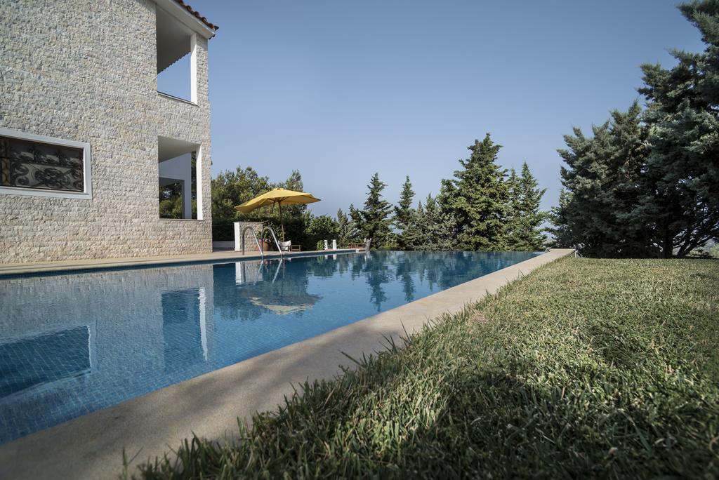 Villa Corina Near The Airport Kouvaras Екстер'єр фото