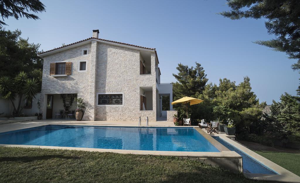 Villa Corina Near The Airport Kouvaras Екстер'єр фото
